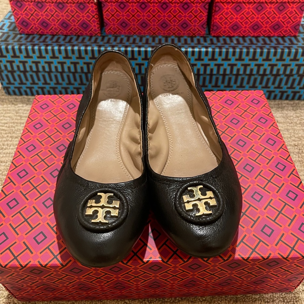 ❤️Tory Burch Classic flats for everyday. In great condition!
